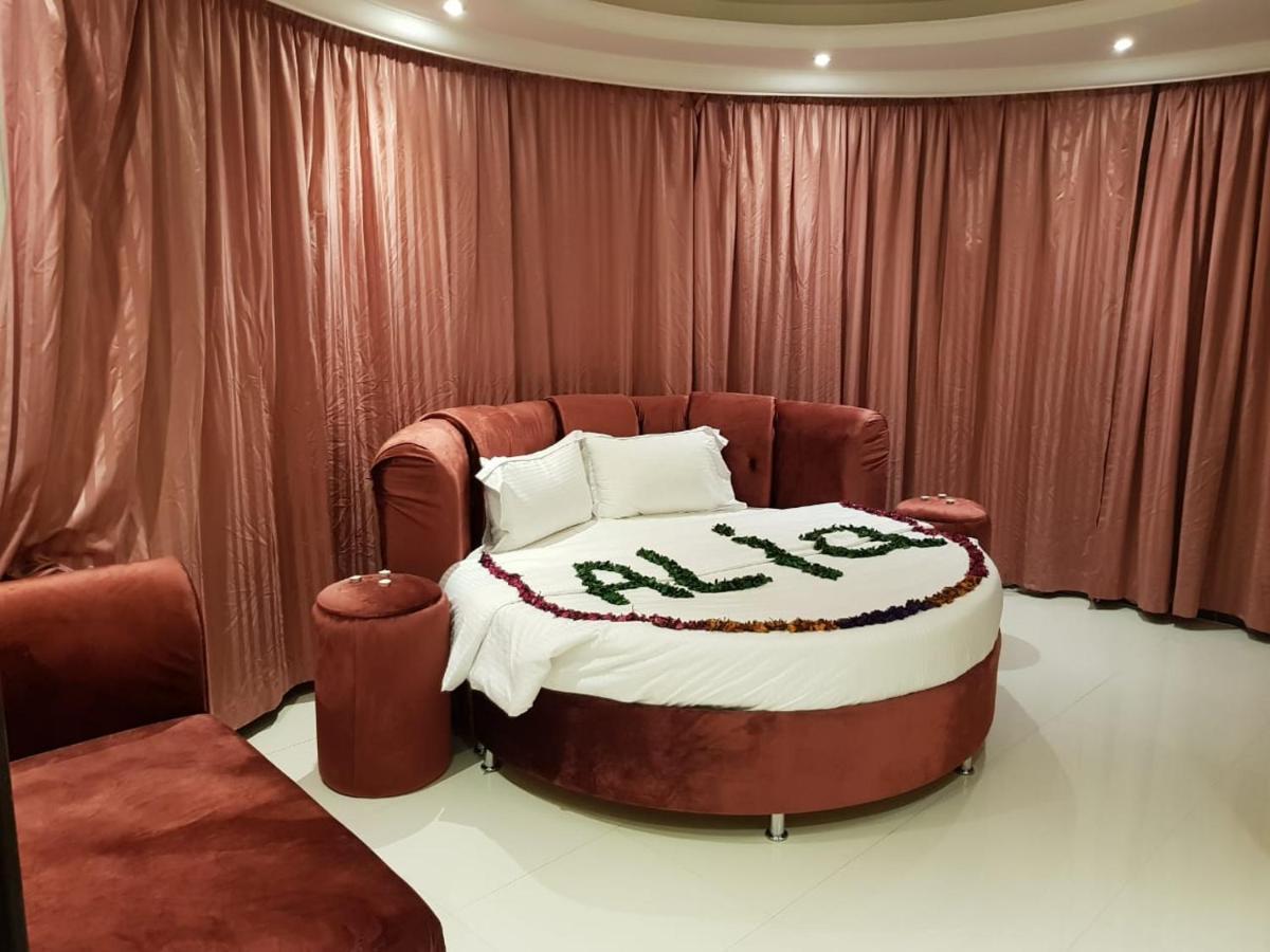 فندق الميثاق بواسطة سما ستار Riyadh Eksteriør bilde